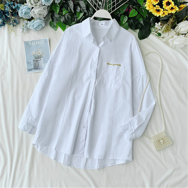 Cămașă de damă cu buzunar în trei culori