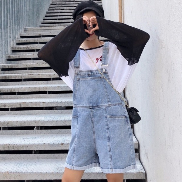 Salopete de dama actuale din denim in doua culori