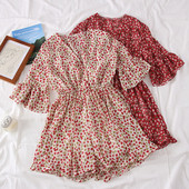 Salopetă elegantă de damă cu mâneci 3/4 în alb și roșu