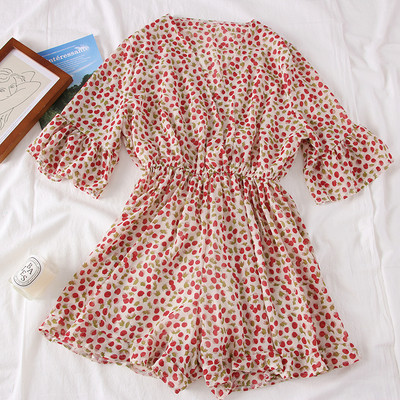 Salopetă elegantă de damă cu mâneci 3/4 în alb și roșu