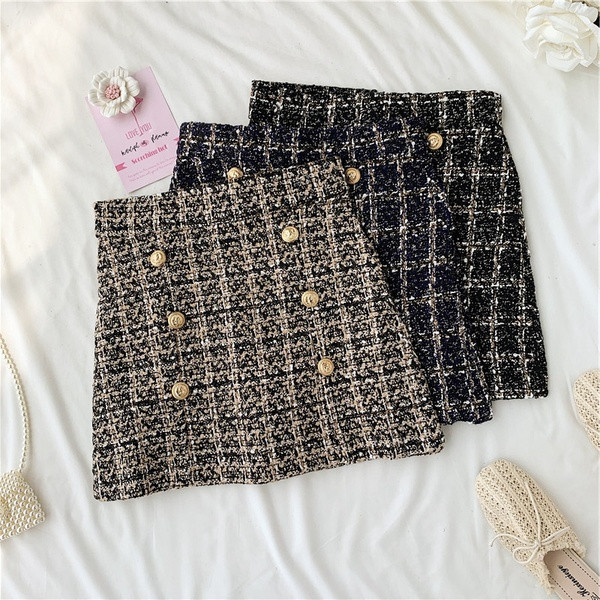 Fusta de dama cu nasturi in trei culori