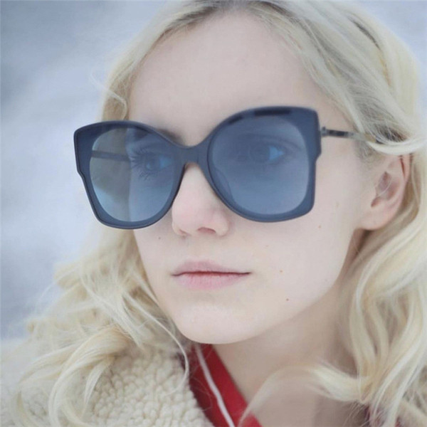 Ochelari de zi cu zi pentru femei în diferite culori