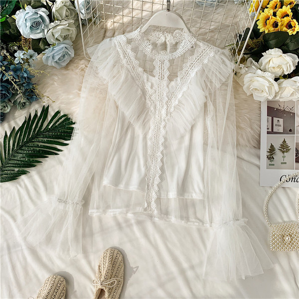 Cămașă de damă cu tul și dantelă în mai multe culori