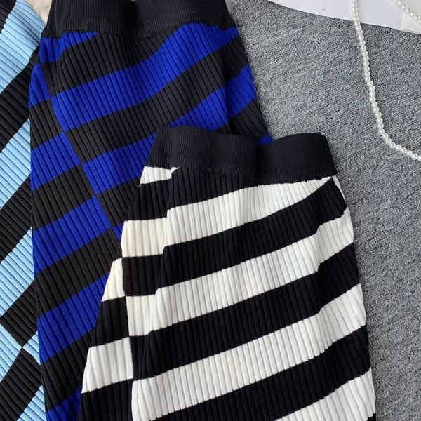 Fusta de dama lunga cu dungi cu talie inalta