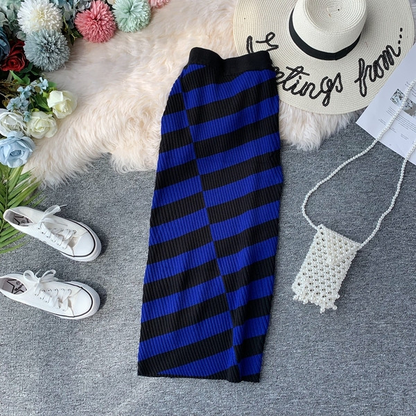 Fusta de dama lunga cu dungi cu talie inalta