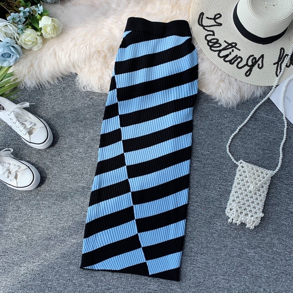 Fusta de dama lunga cu dungi cu talie inalta