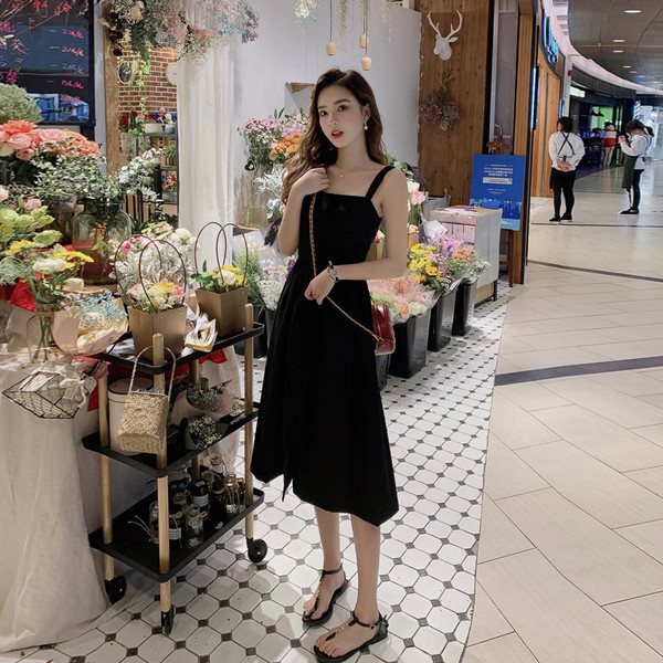 Rochie eleganta de dama de culoare rosu negru cu nasturi si fanta