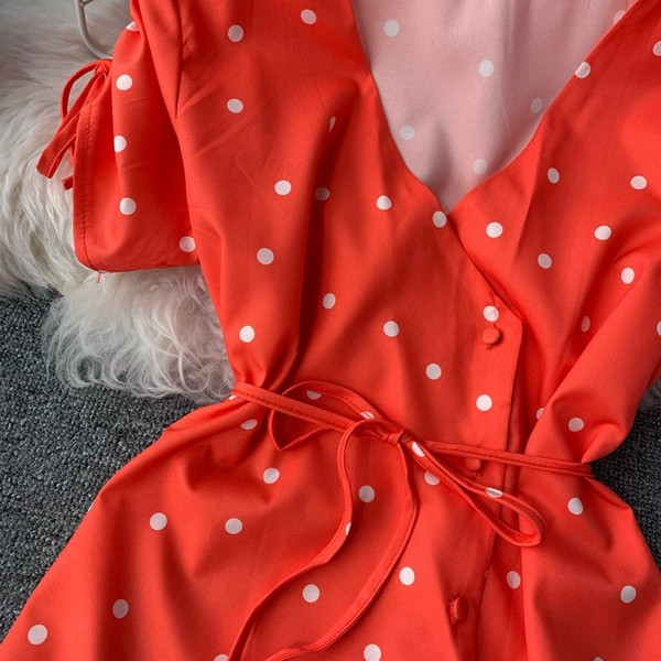 Rochie de dama cu buline de culoare rosie