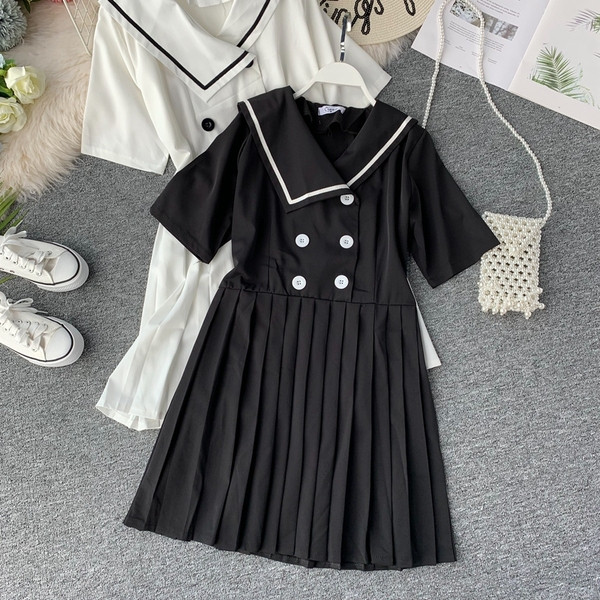 Rochie de dama cu maneca scurta in alb si negru