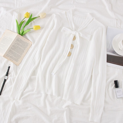 Bluza de dama model nou cu decolteu in V si sireturi - mai multe culori