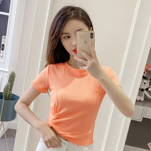 Tricou de dama actual in trei culori cu decolteu O