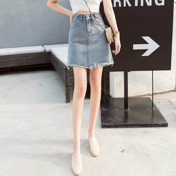 Fusta de dama actuala din denim - model drept