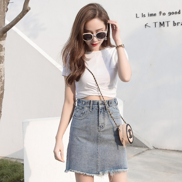 Fusta de dama actuala din denim - model drept