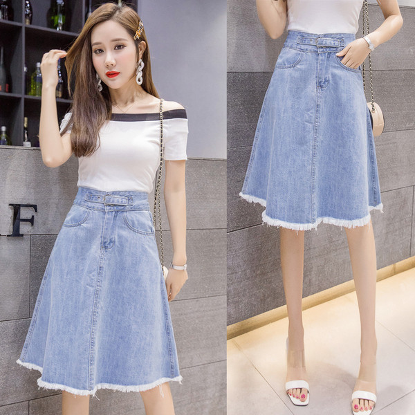 Fusta dama casual din denim - model decupat