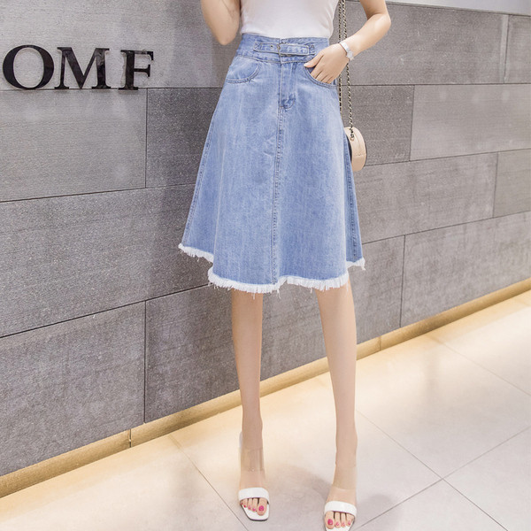 Fusta dama casual din denim - model decupat