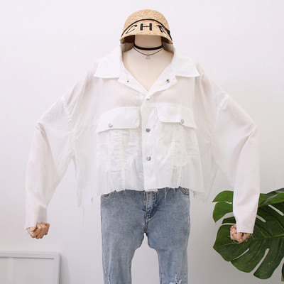 Cămașă casual de damă cu buzunare și nasturi în alb și portocaliu