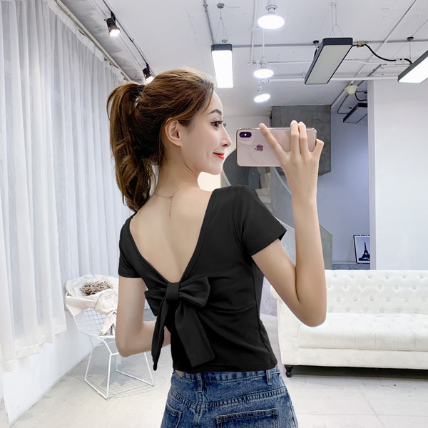 Tricou de dama modern in doua culori cu panglica