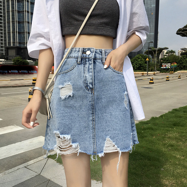 Fusta de dama de denim actuala cu talie inalta si motive rupte