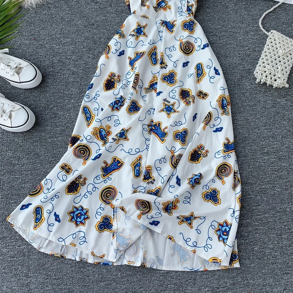 Модерна дамска  рокля с презрамки в бял цвят