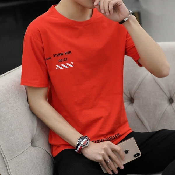 Tricou modern pentru bărbați cu inscripție în patru culori și mâneci scurte