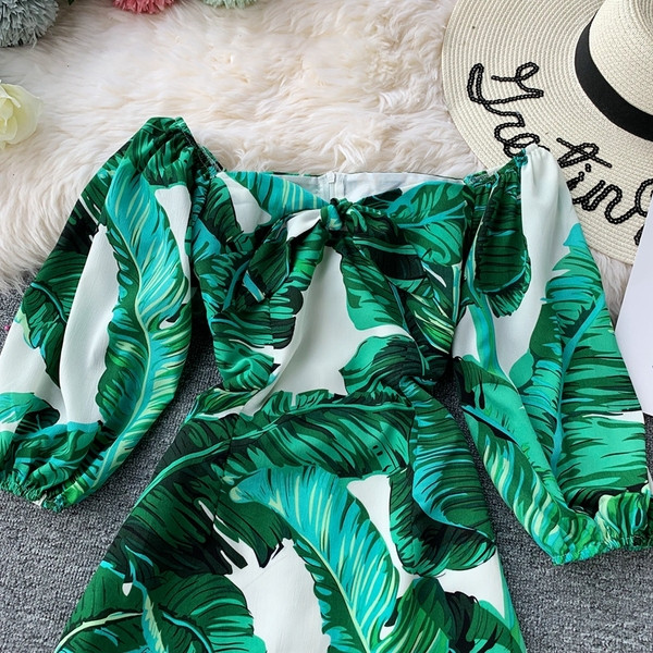 Rochie moderna de dama cu model floral si fermoar pe spate