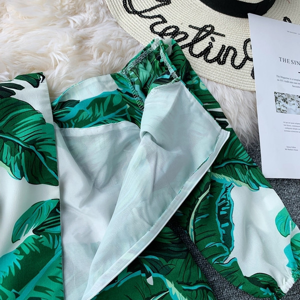 Rochie moderna de dama cu model floral si fermoar pe spate