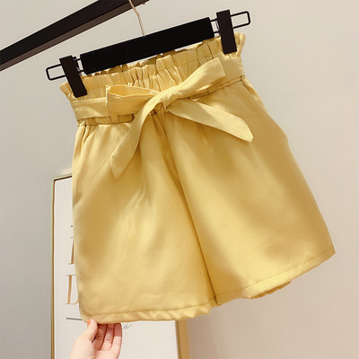 Pantaloni scurti moderni de dama cu elastic si panglica in patru culori