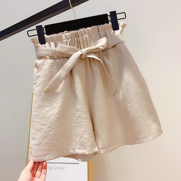 Pantaloni scurti moderni de dama cu elastic si panglica in patru culori