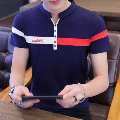 Tricou modern pentru bărbați cu mâneci scurte și nasturi