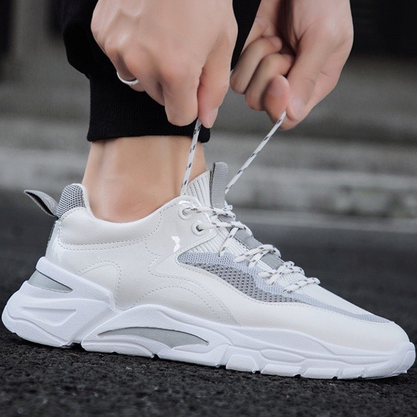 Tenisi moderni pentru bărbați cu talpă plată și șireturi în trei culori