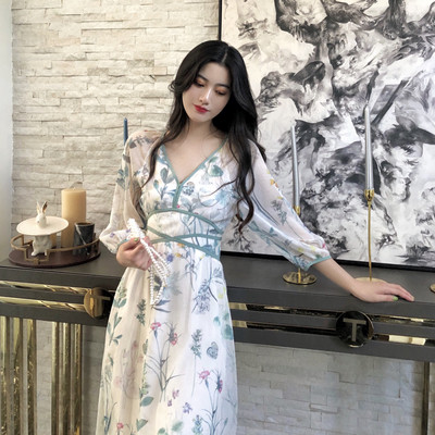 Rochie lungă de damă actuală cu decolteu în V