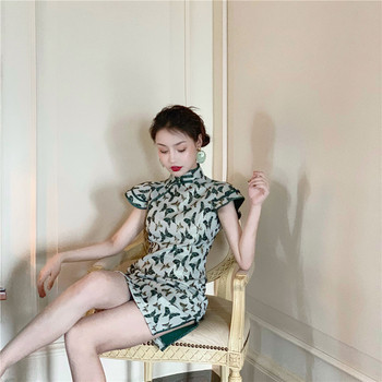 Rochie de dama eleganta cu guler inalt - model drept