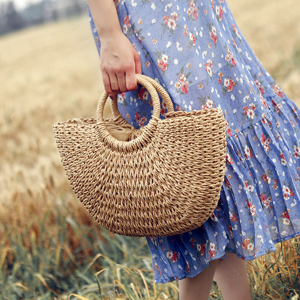 Geanta de vara de dama cu manere scurte de culoare deschisa