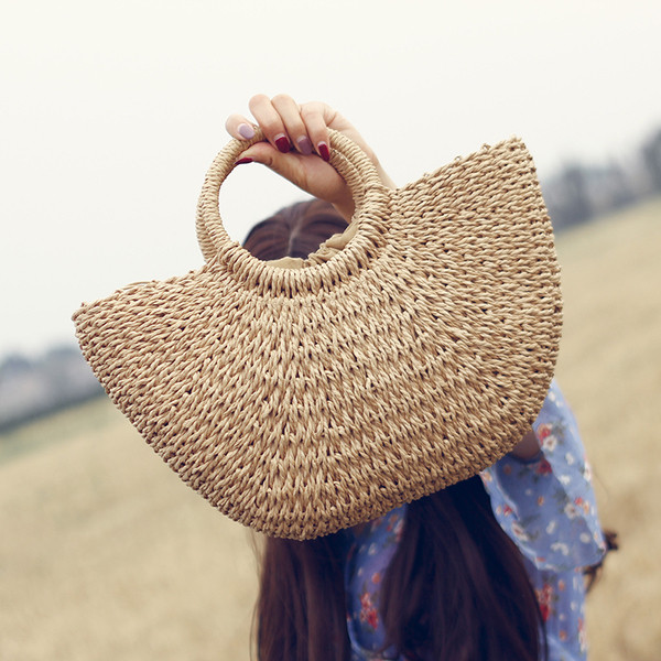 Geanta de vara de dama cu manere scurte de culoare deschisa