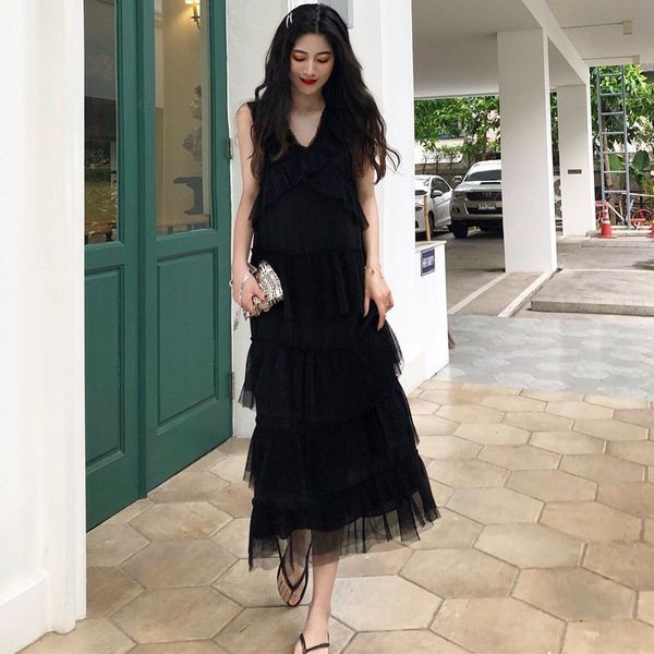 Rochie lungă de damă modernă în alb-negru