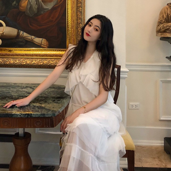 Rochie lungă de damă modernă în alb-negru