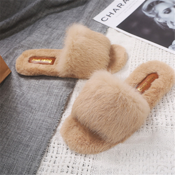 Papuci moderni de dama cu puf in mai multe culori si talpa plata