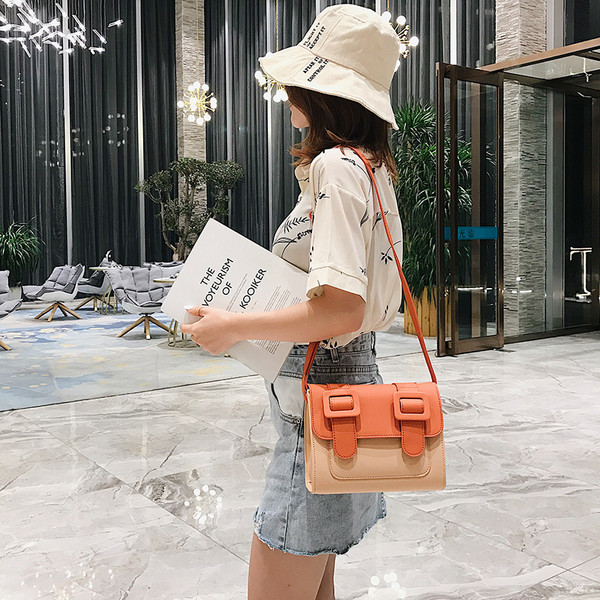 Geanta de dama moderna cu maner lung in patru culori