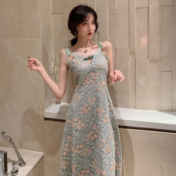 Rochie de dama de actualitate lunga cu model floral si bretele subtiri