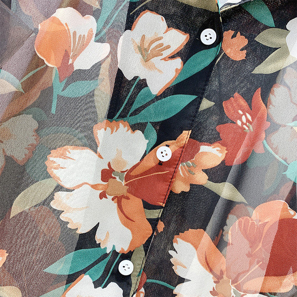 Cămașă de damă cu mâneci scurte și model floral în patru culori