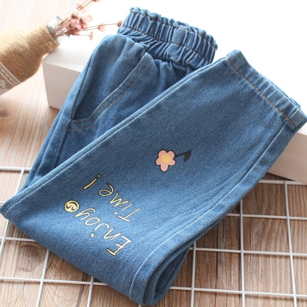 Blugi copii moderni pentru fete cu broderie si buzunare in albastru