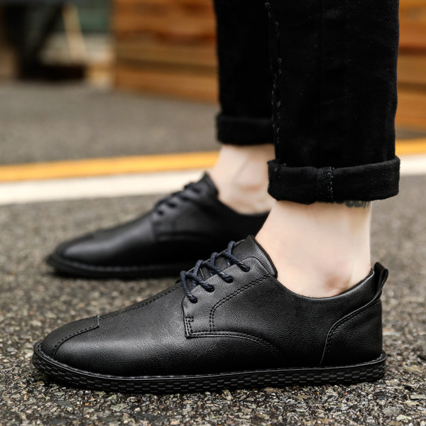 Pantofi moderni pentru barbati din piele ecologica - in trei culori