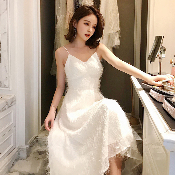 Rochie eleganta de dama cu bretele subtiri - model croiat