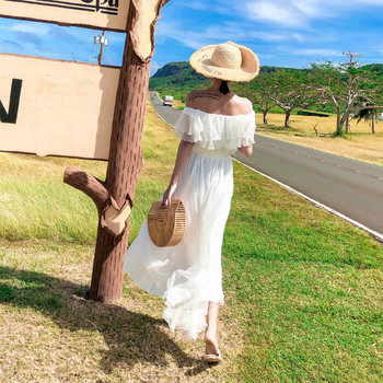 Rochie lungă de damă modernă de culoare albă