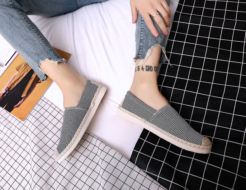 Mocasini moderni pentru barbati cu talpa plata - in doua culori