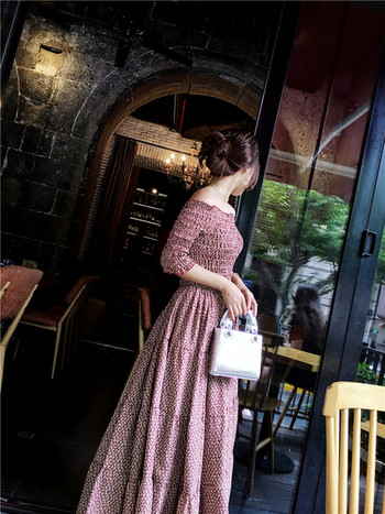 Rochie de damă de ultimă oră, decupată, roz, cu mâneci căzute