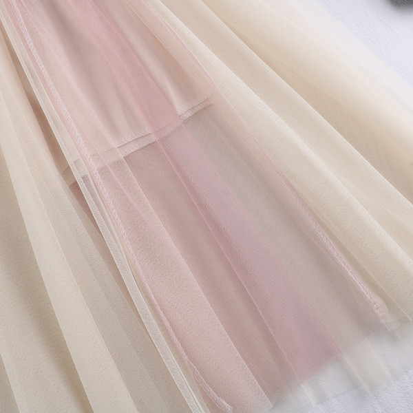 Fusta de dama moderna in mai multe culori cu tul