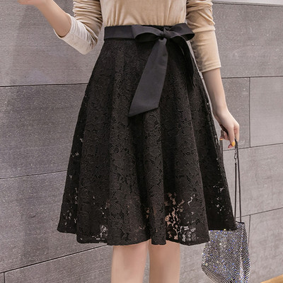 Fusta de dama din dantela cu talie inalta in alb si negru