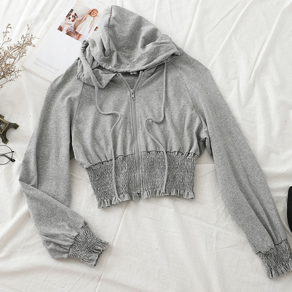 Set de damă sport-casual care include un hanorac și pantaloni scurți în mai multe culori