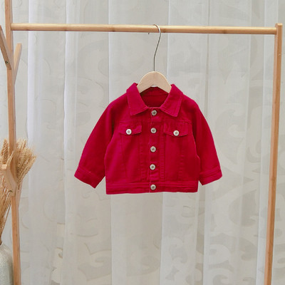 Geaca pentru copii model nou cu nasturi in alb, negru si rosu